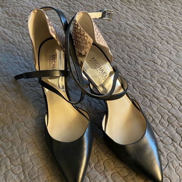 Michael Kors - size 8 1/2 - Picture 1 of 7